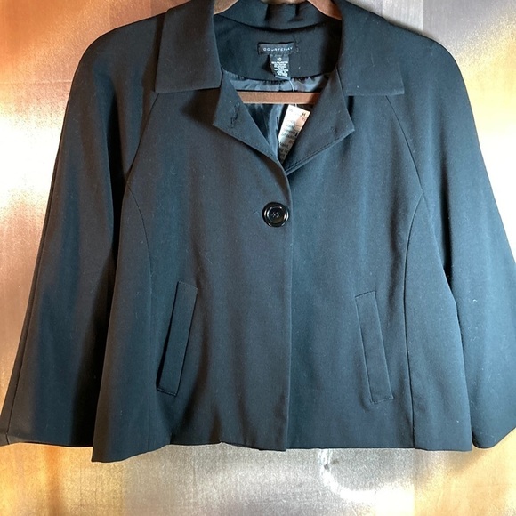 Courtenay Jackets & Coats Vintage 9s Crop Swing Black Jacket Size 0